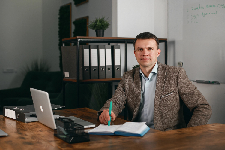 Вакансии логиста удаленно без опыта работы